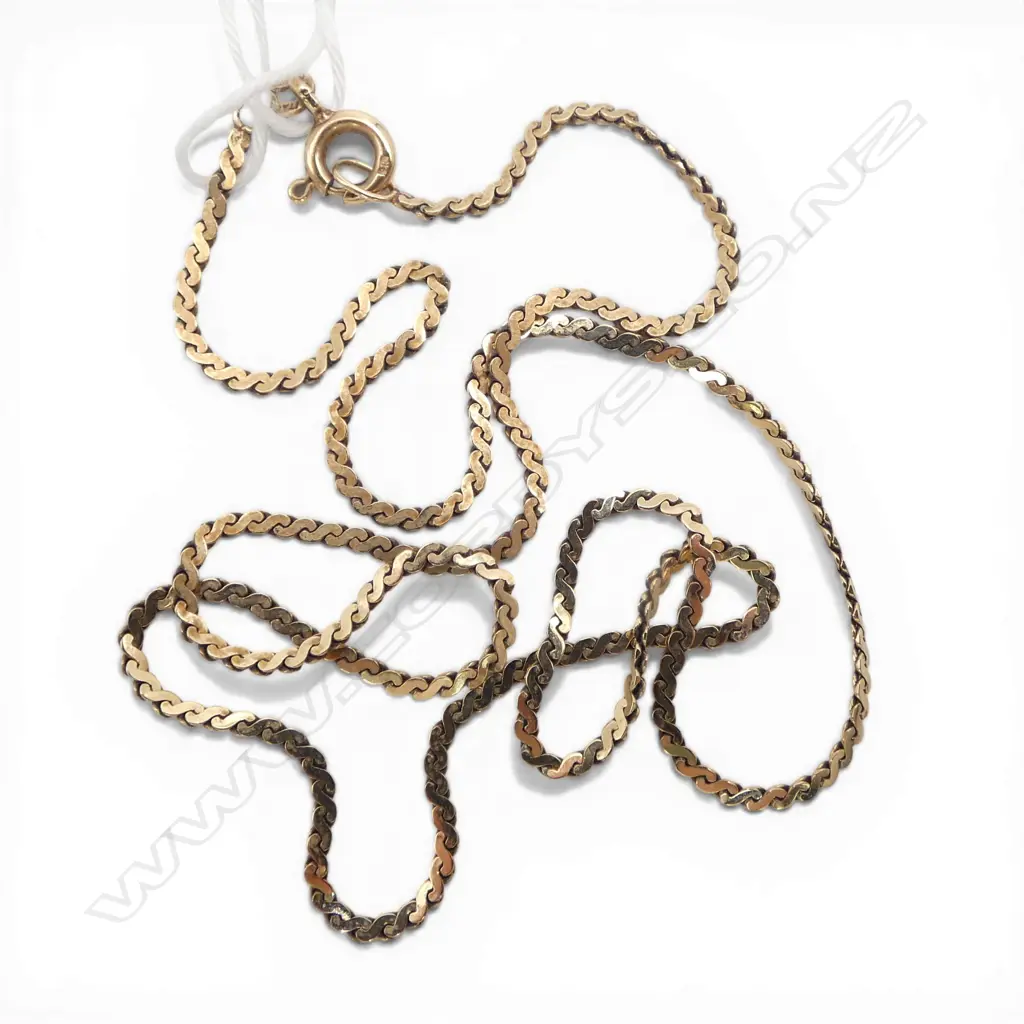 9ct GOLD FLAT LINK NECK CHAIN L.420mm. 3.28gms Image 1++