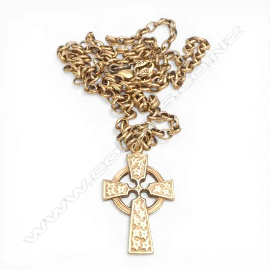 9CT GOLD CELTIC CROSS ON 9CT GOLD CHAIN 8GMS