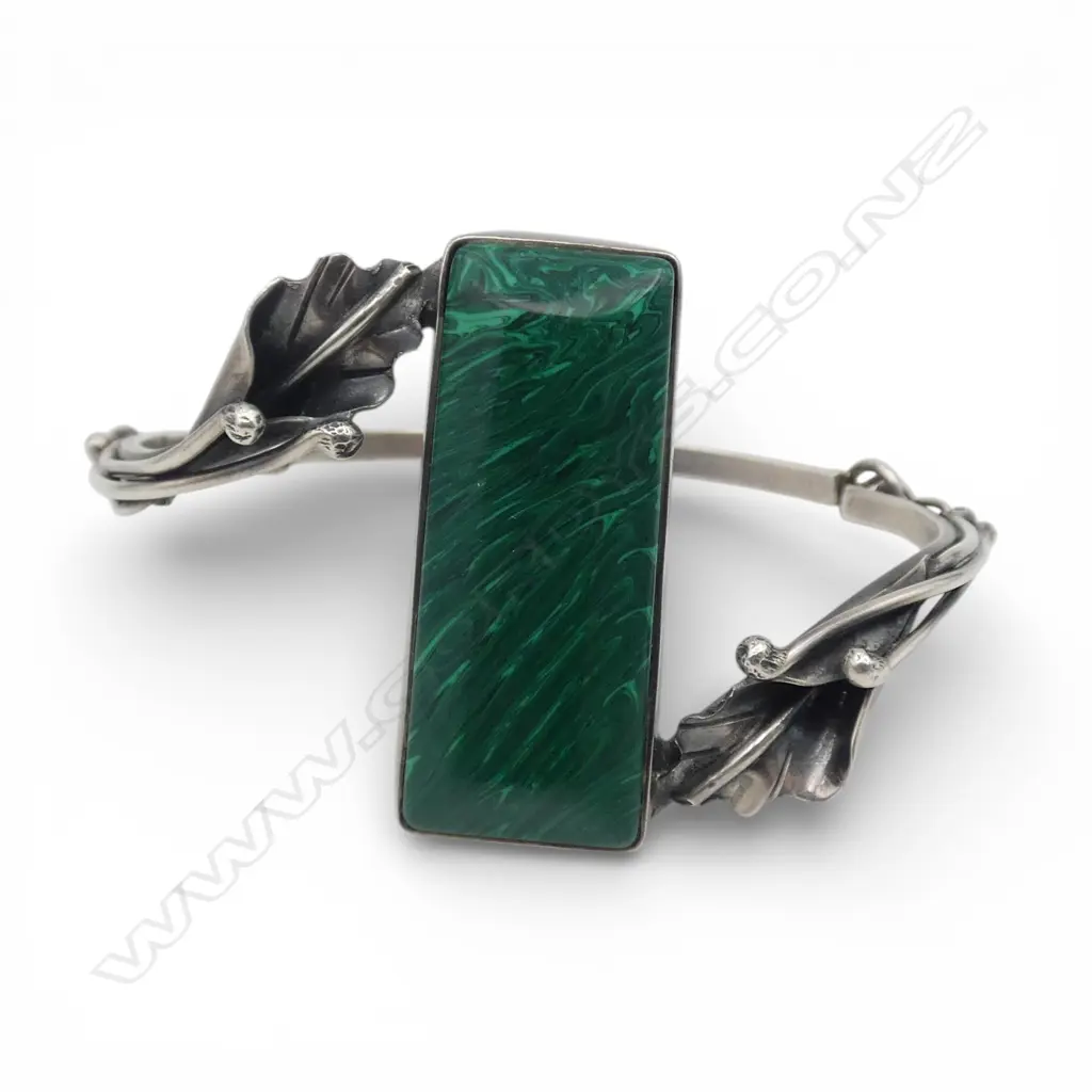STG SILVER LGE MALACHITE PANELLED ARTS & CRAFTS BANGLE with lily motif Image 1++