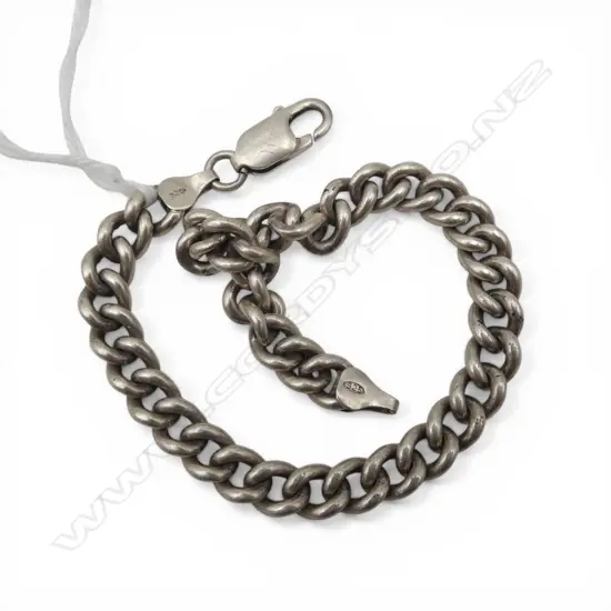 SILVER CURB LINK BRACELET 26gms