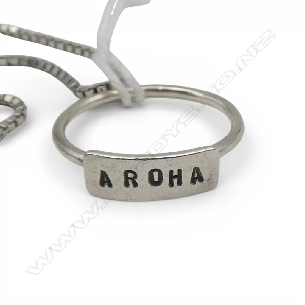 NZ SILVER OUTLINE MAP PENDANT on chain + SILVER 'AROHA' RING Image 1++