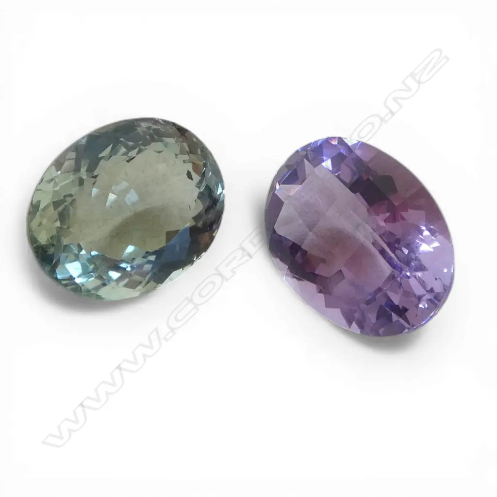 2 OVAL CUT GEMS; AMETHYST & PRASIOLITE Image 1++