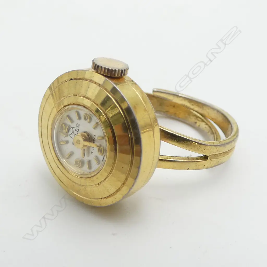 TWO LADIES WRISTWATCHES & A RING WATCH Image 1++