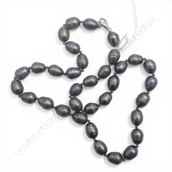 CULTURED LGE FRESH WATER BLACK PEARL NECKLACE semi baroque. Silver clasp.  L.450mm