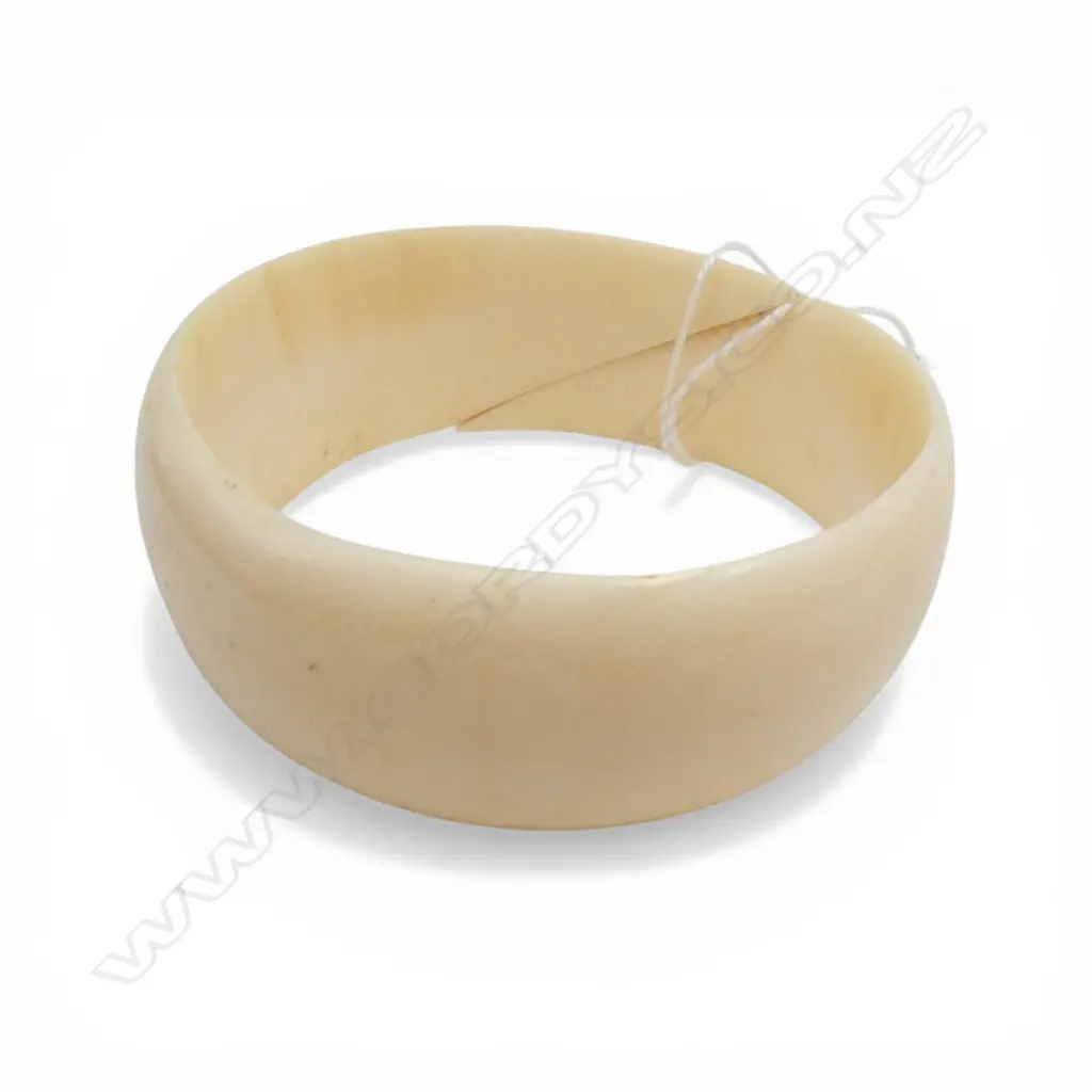 SOLID IVORY BANGLE slightly oval 65mm (INTERNAL DIA) Image 1++
