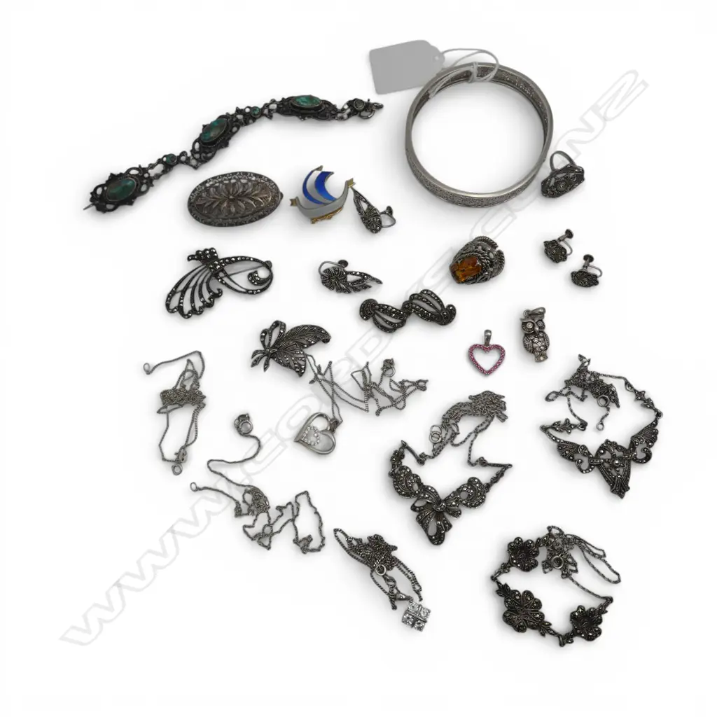 ASST. JEWELLERY, MOSTLY STG SILVER 134gms Image 1++