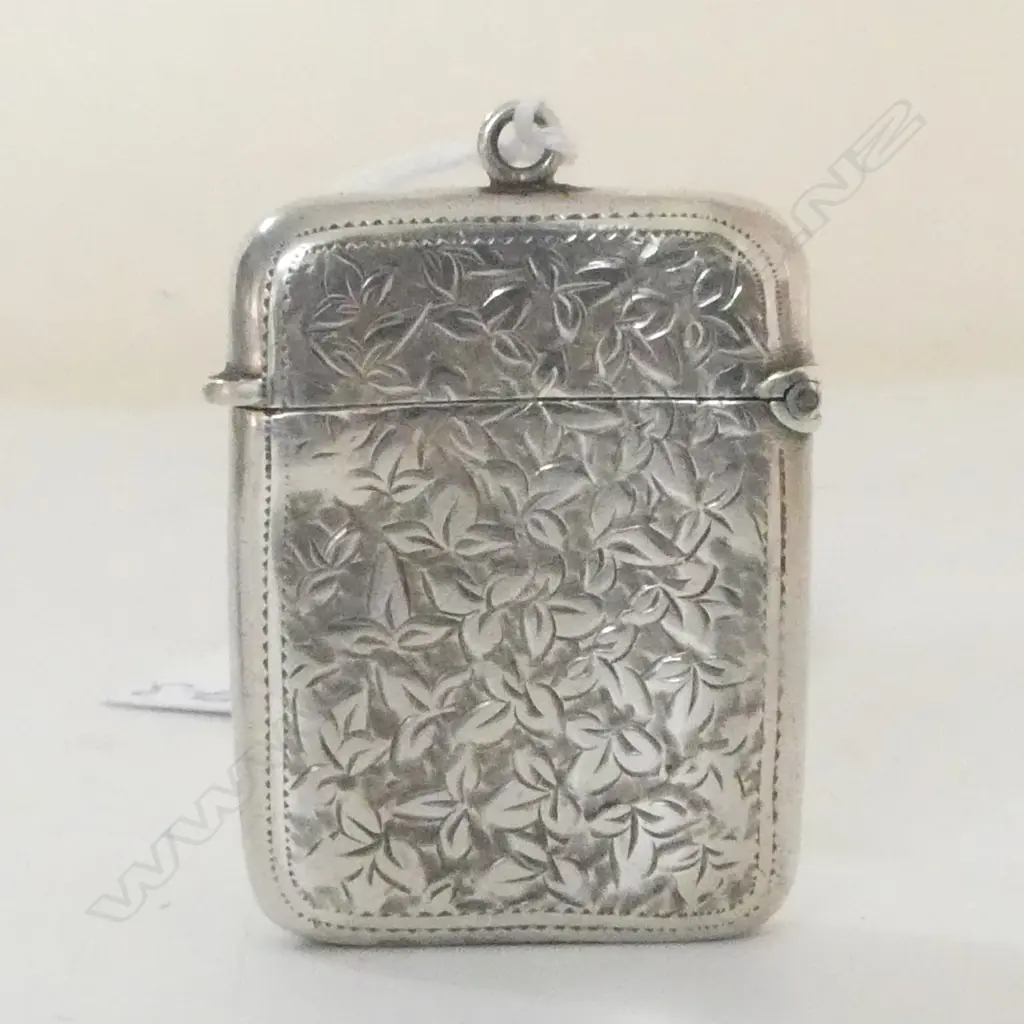SILVER ENGRAVED LGE VESTA Birmingham 1899 24gms Image 1++