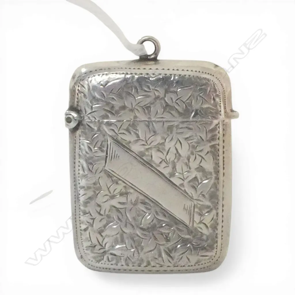 SILVER ENGRAVED LGE VESTA Birmingham 1899 24gms Image 1++