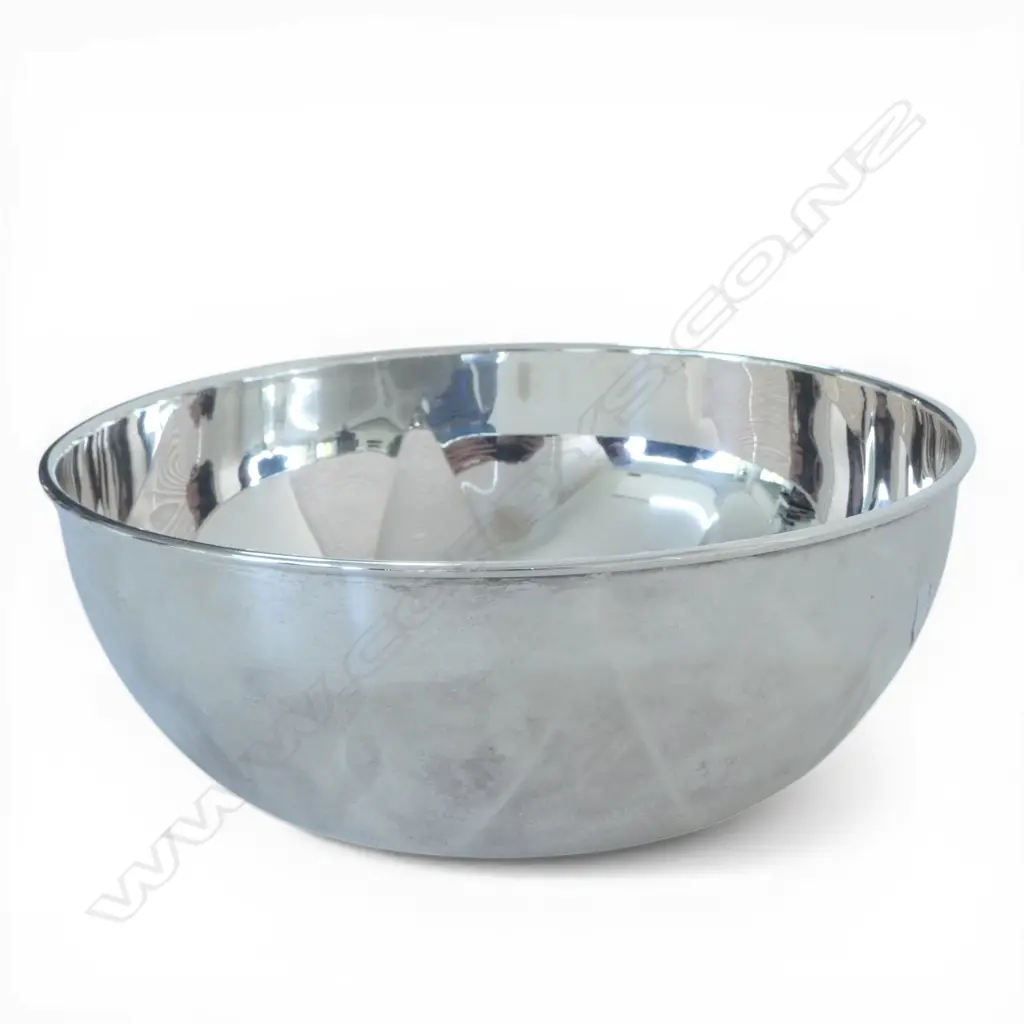 800 SILVER HAND MADE ITALIAN BOWL SIGNED CARRADO 122.2GMS Image 1++