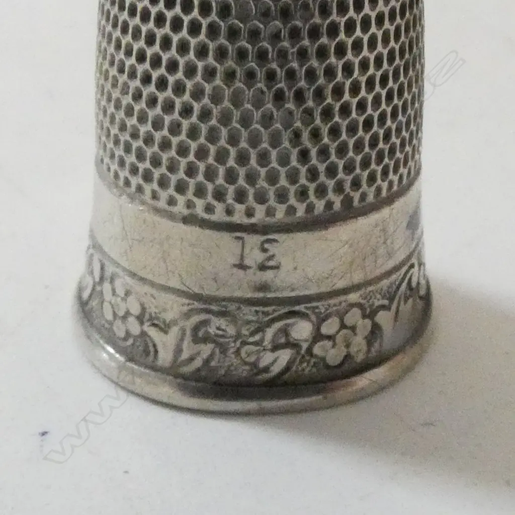 3 STG SILVER THIMBLES 11gms Image 1++