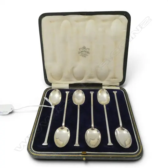 SET OF 6 STG SILVER TEASPOONS, CASED 56gms