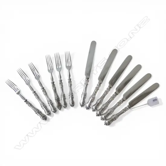 VICT S/SILVER HANDLED 12PC FRUIT SET