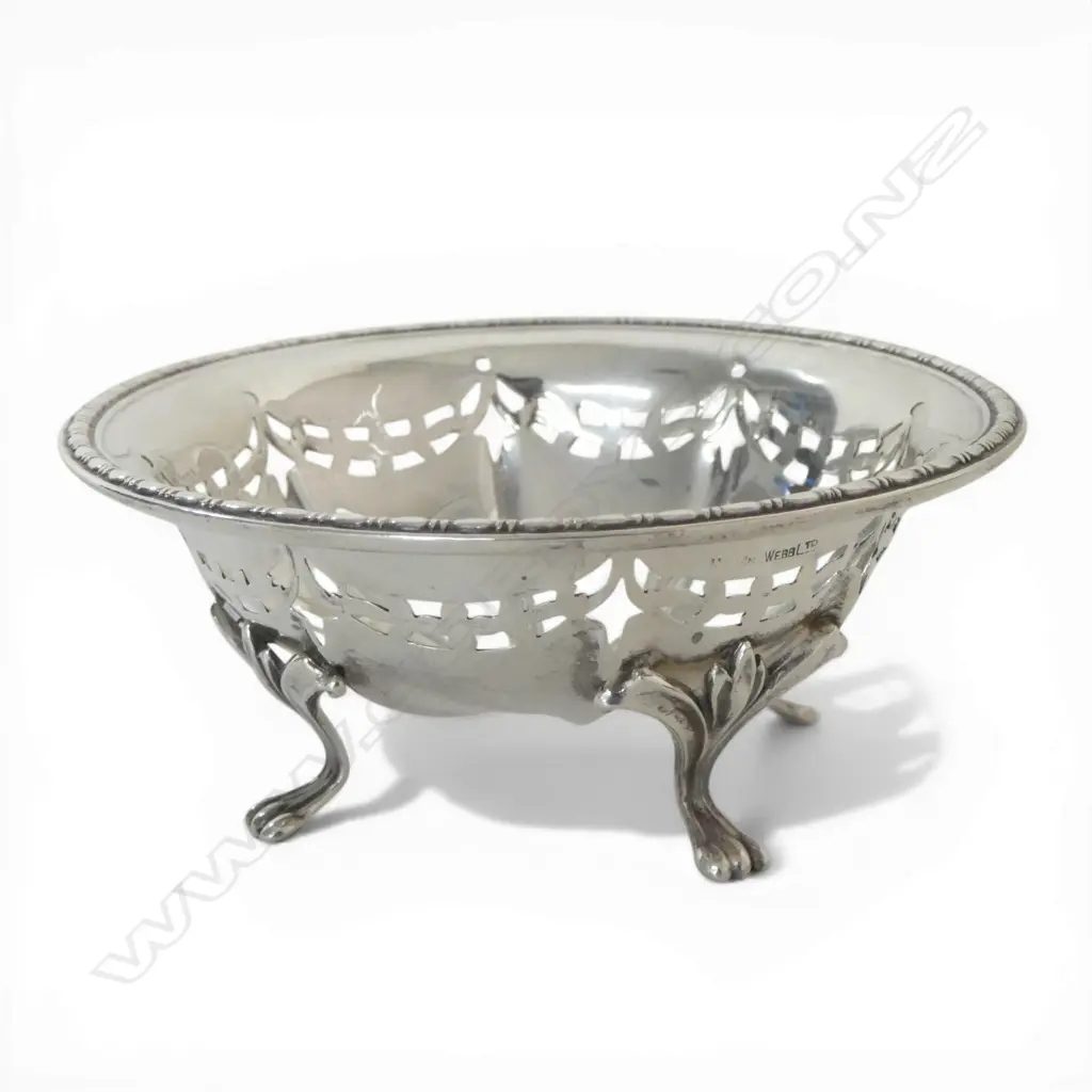MAPPIN & WEBB CLAW FOOTED PIECED DISH BIRMINGHAM 1913 52GMS Image 1++