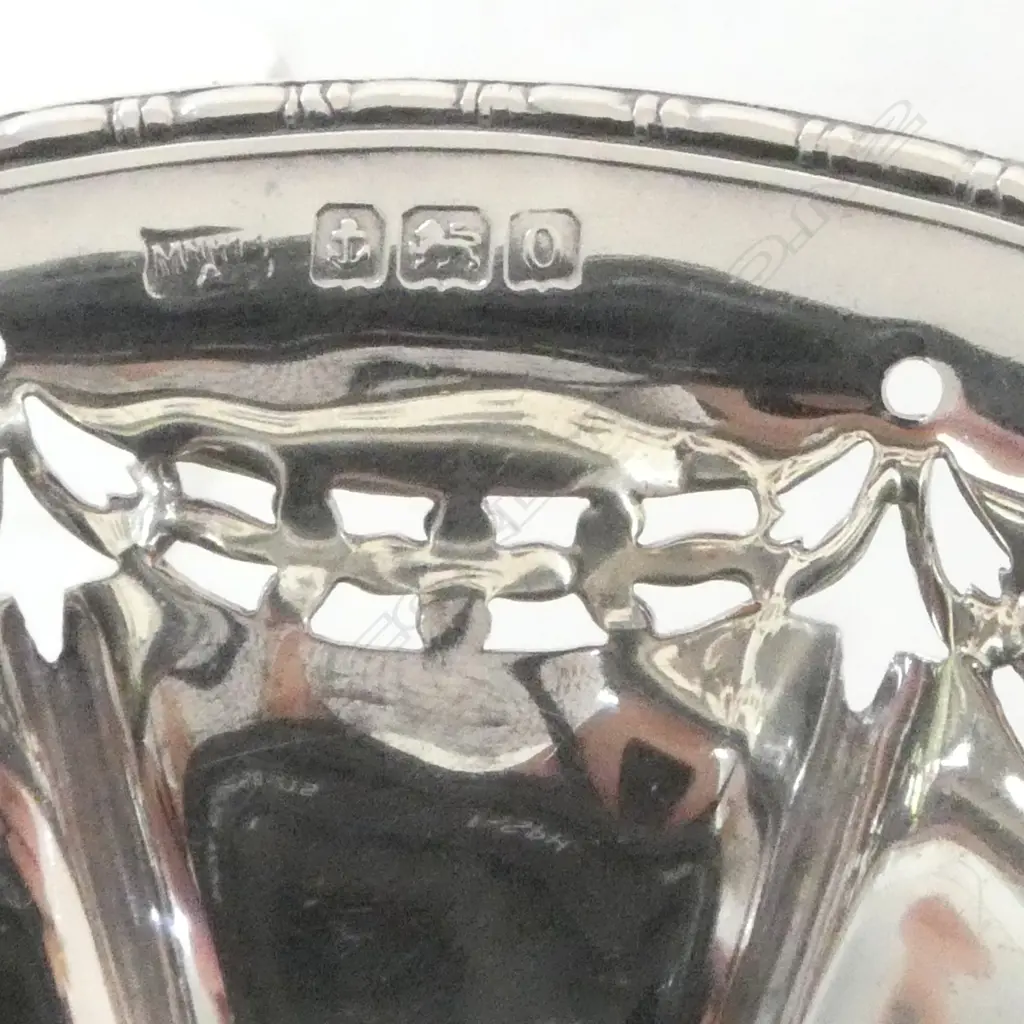 MAPPIN & WEBB CLAW FOOTED PIECED DISH BIRMINGHAM 1913 52GMS Image 1++