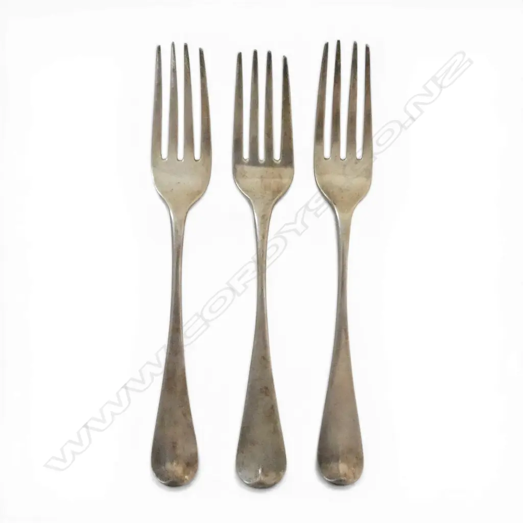 3 GEORGIAN STG SILVER FORKS, L. 200mm, 179gms Image 1++
