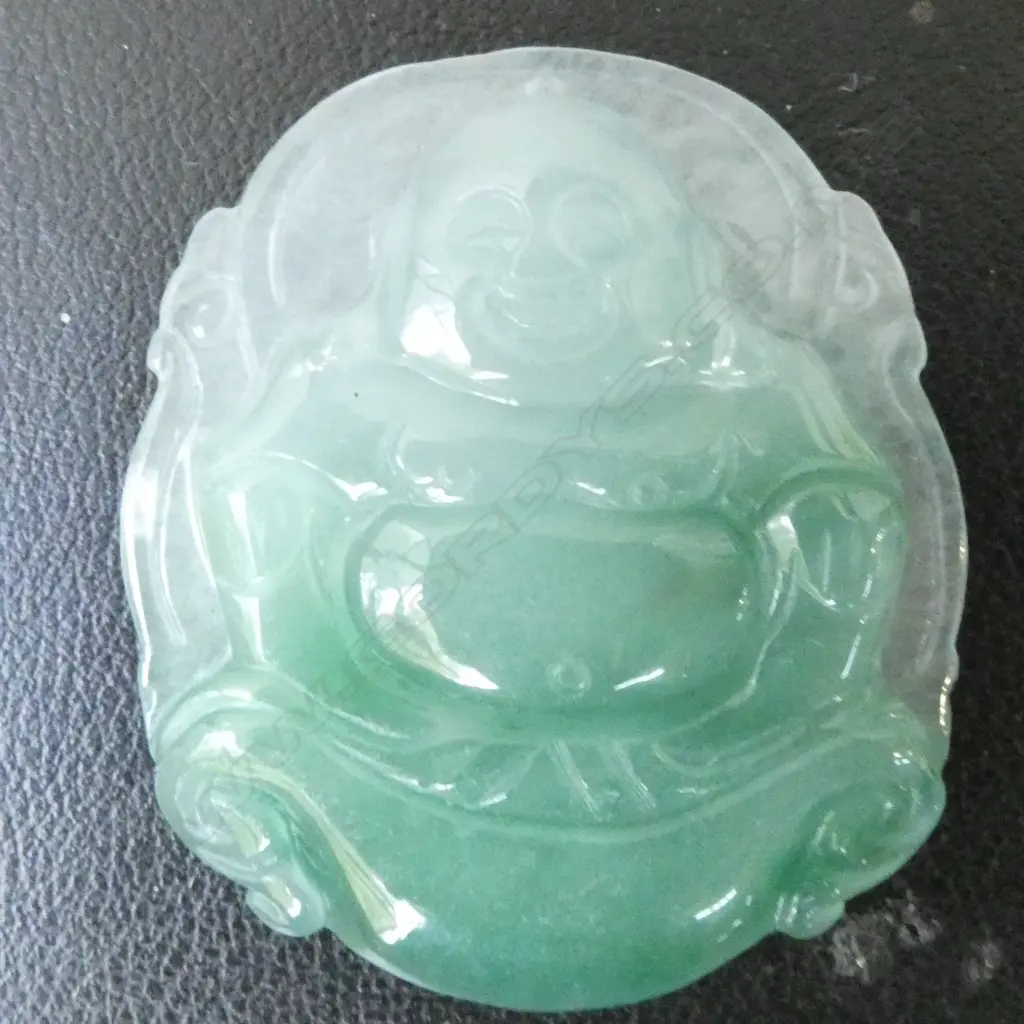 JADE DISC PENDANT in display case H.210mm + CARVED STONE HOTEI PENDANT H.42mm Image 1++