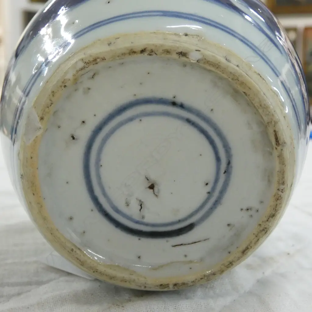 2 CHINESE B/W JARS 130mm Image 1++