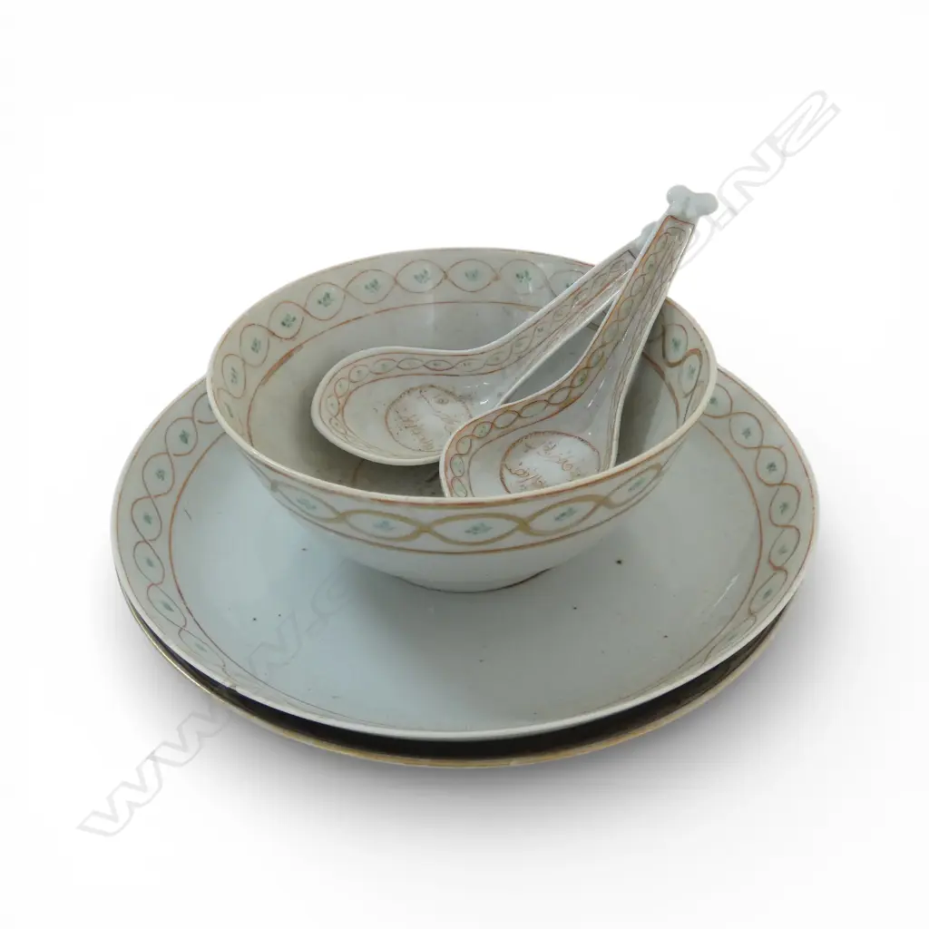5PCS ANTIQUE CHINESE EXPORT CHINA  FOR ISLAMIC  MARKET 2 DISHES DIA200MM BOWL 140MM & 2 SPOONS Image 1++