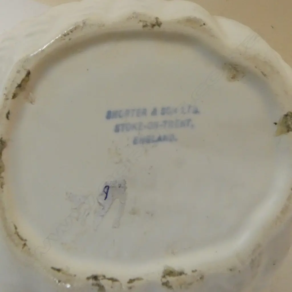 LRG SHORTER & SON SHELL VASE, H.150 x 260mm Image 1++