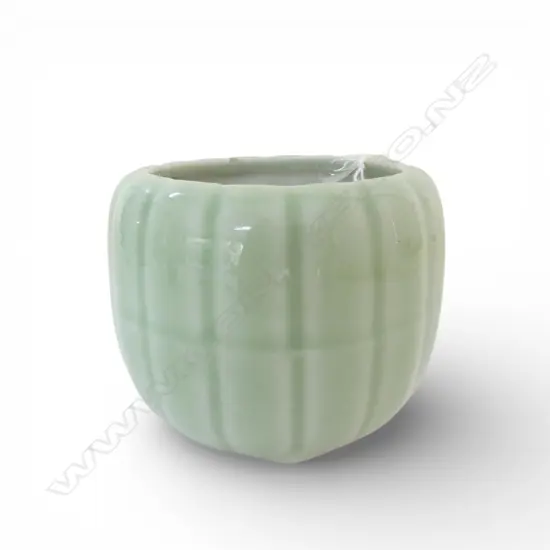 CELADON GLAZED VASE H.80mm hairline
