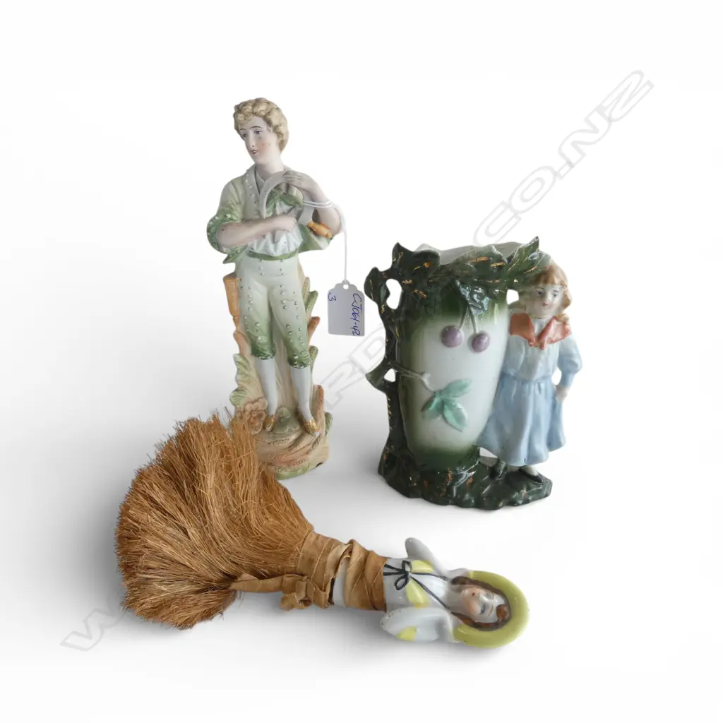 3 BISQUE ITEMS: CREAM BRUSH LADY + FIGURED VASE + DANDY FARMER Image 1++