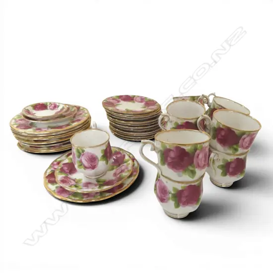 ROYAL ALBERT OLD ENGLISH ROSES 2 C/P/S SET, 4 SML DISHES, 6 side plates & P/S