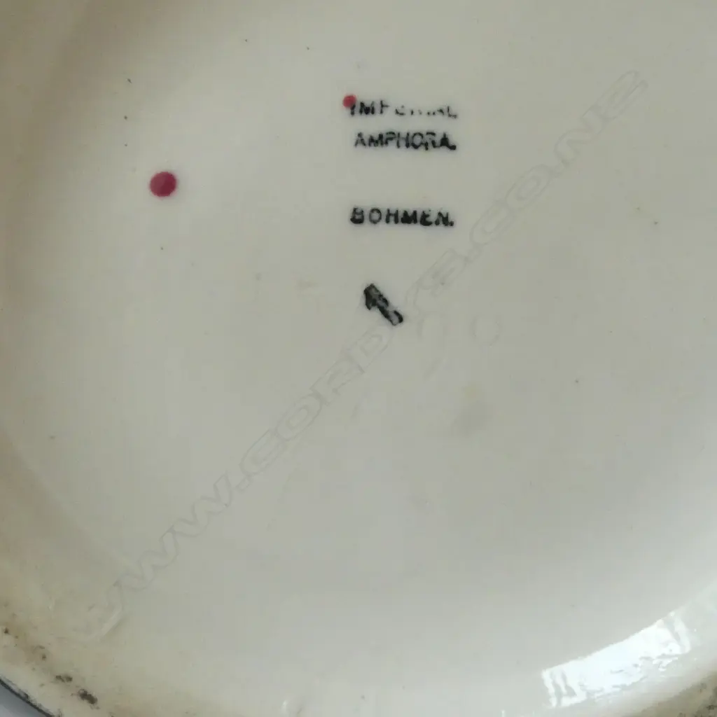 3 AMPHORA VASES H.280mm Image 1++