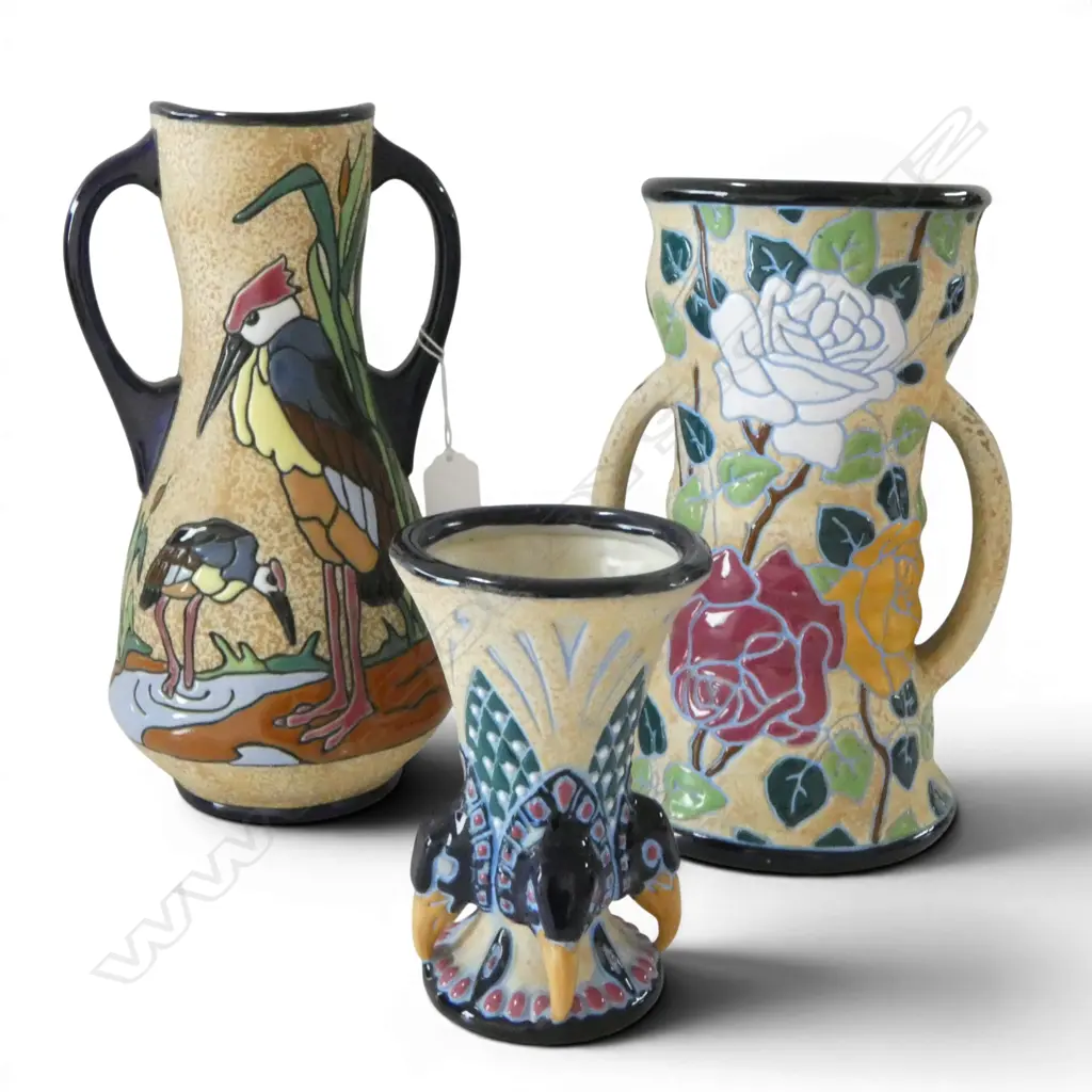 3 AMPHORA VASES H.280mm Image 1++