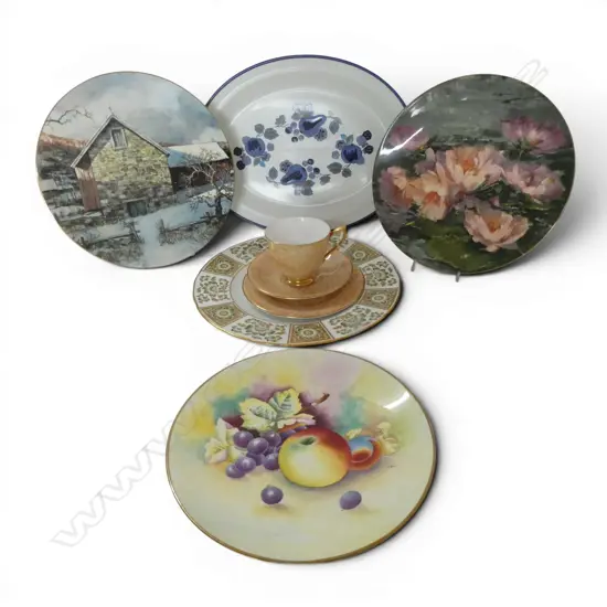 3 ROYAL DOULTON PLATES, 1 ROYAL DERBY & 1 MINTON PLATE + ROYAL ALBERT GOSSAMER TRIO