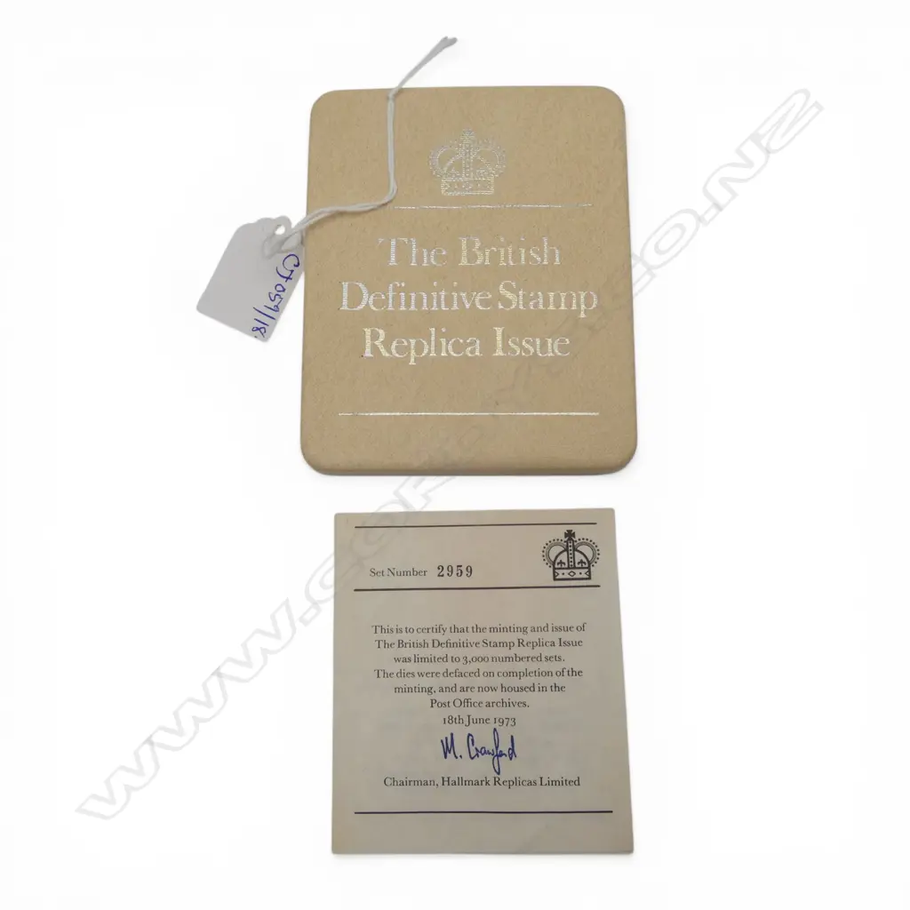 2 22ct STAMP REPLICAS; PENNY BLACK & £ MACHIN 38.3gms 2959/3000 Image 1++