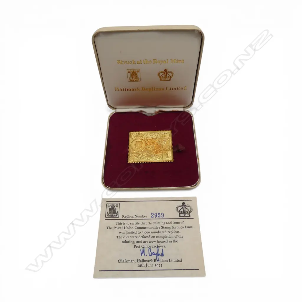 22ct STAMP REPLICA; £1 POSTAL UNION COMMEMORATIVE 39.5gms 2959/3000 39x45mm + BOOKLET Image 1++