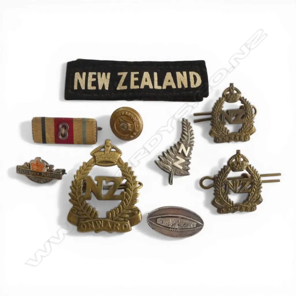 ASST. N.Z. MILITARY BADGES etc Image 1++