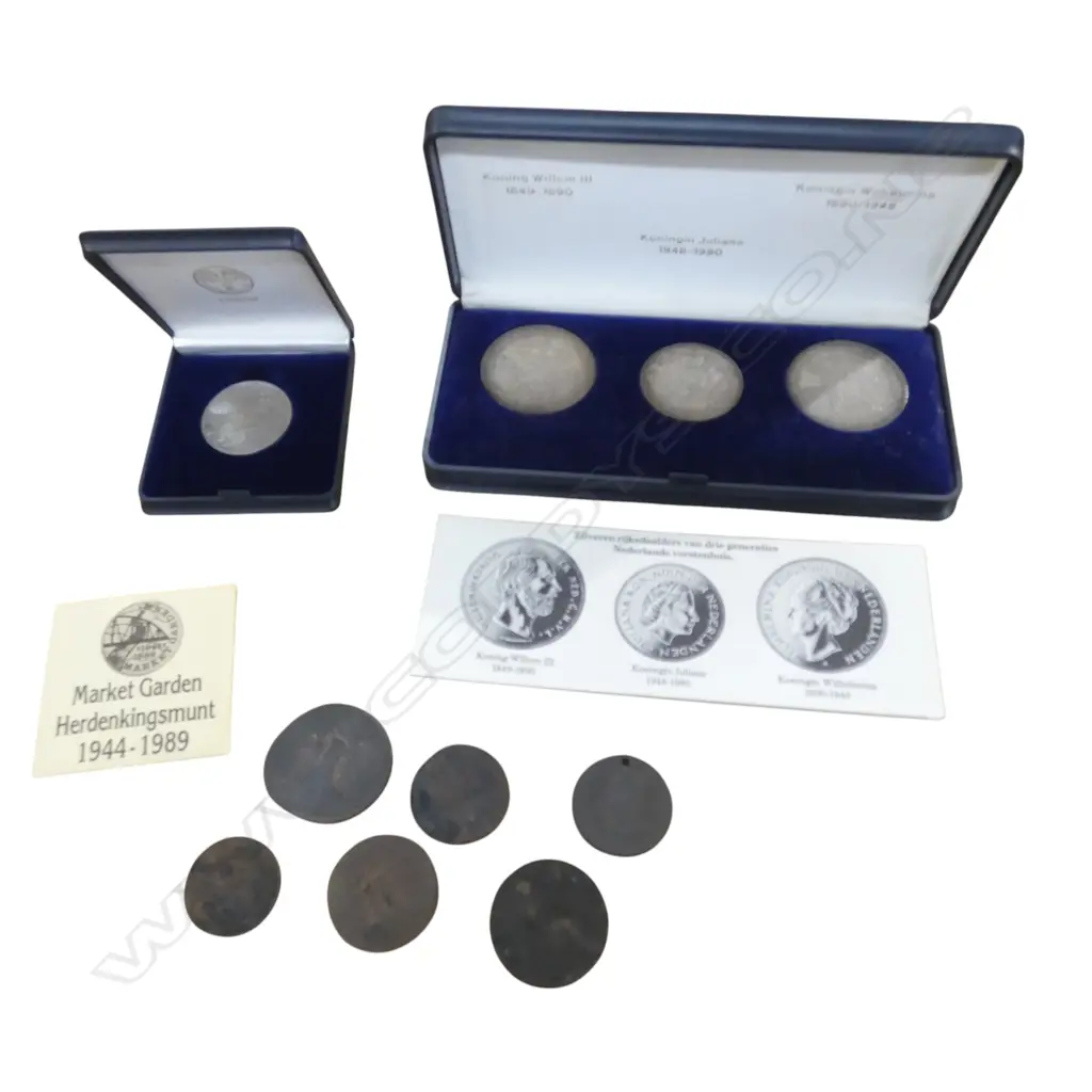 4 DUTCH SILVER COINS + 6 OTHER Image 1++