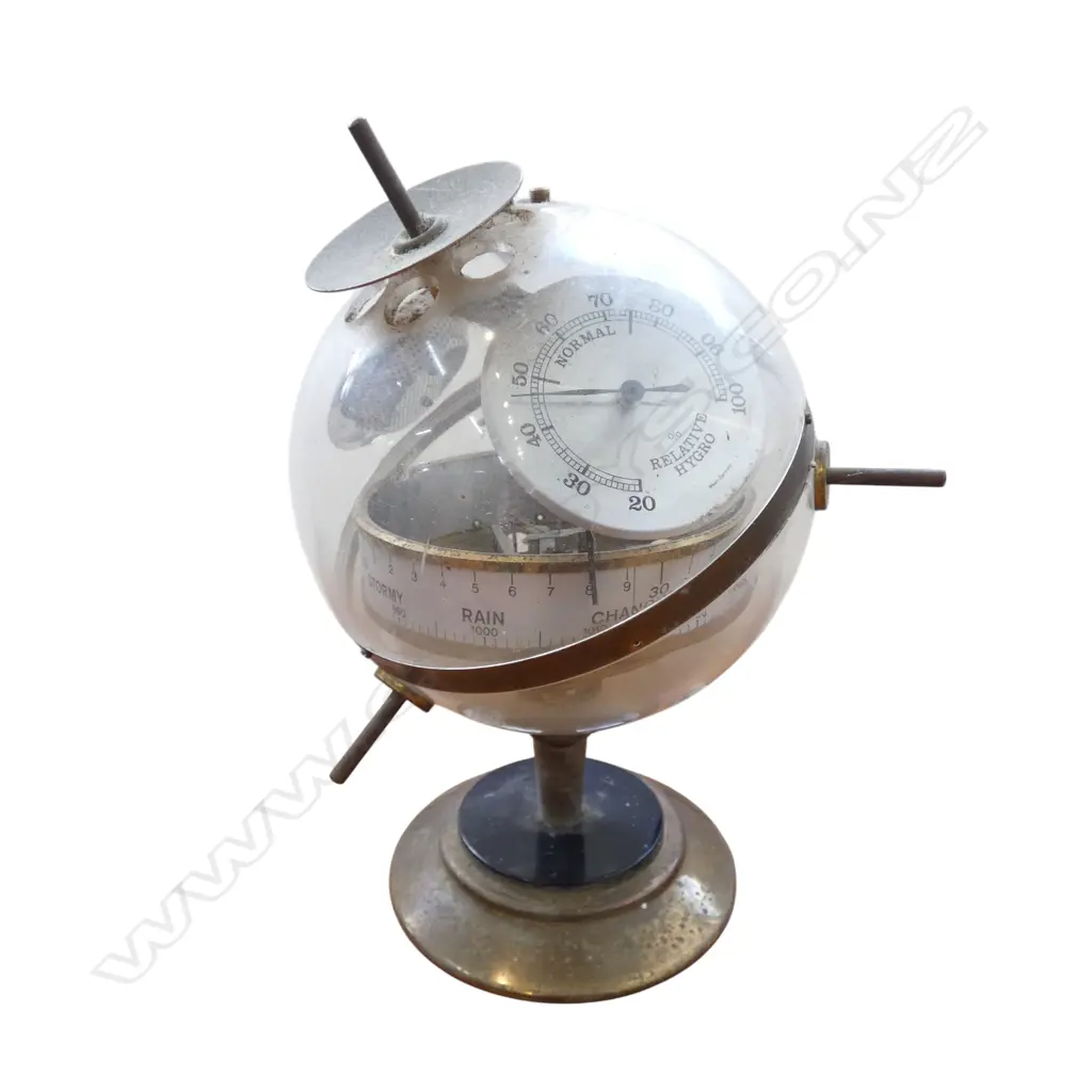 VINTAGE SPUTNIK WEATHER STATION BAROMETER H.190mm Image 1++