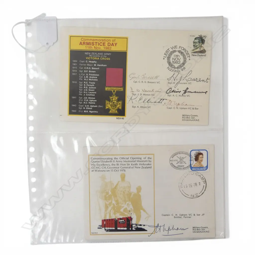 2 NZ STAMP COVERS SIGNED BY VICTORIA CROSS RECIPIENTS Image 1++