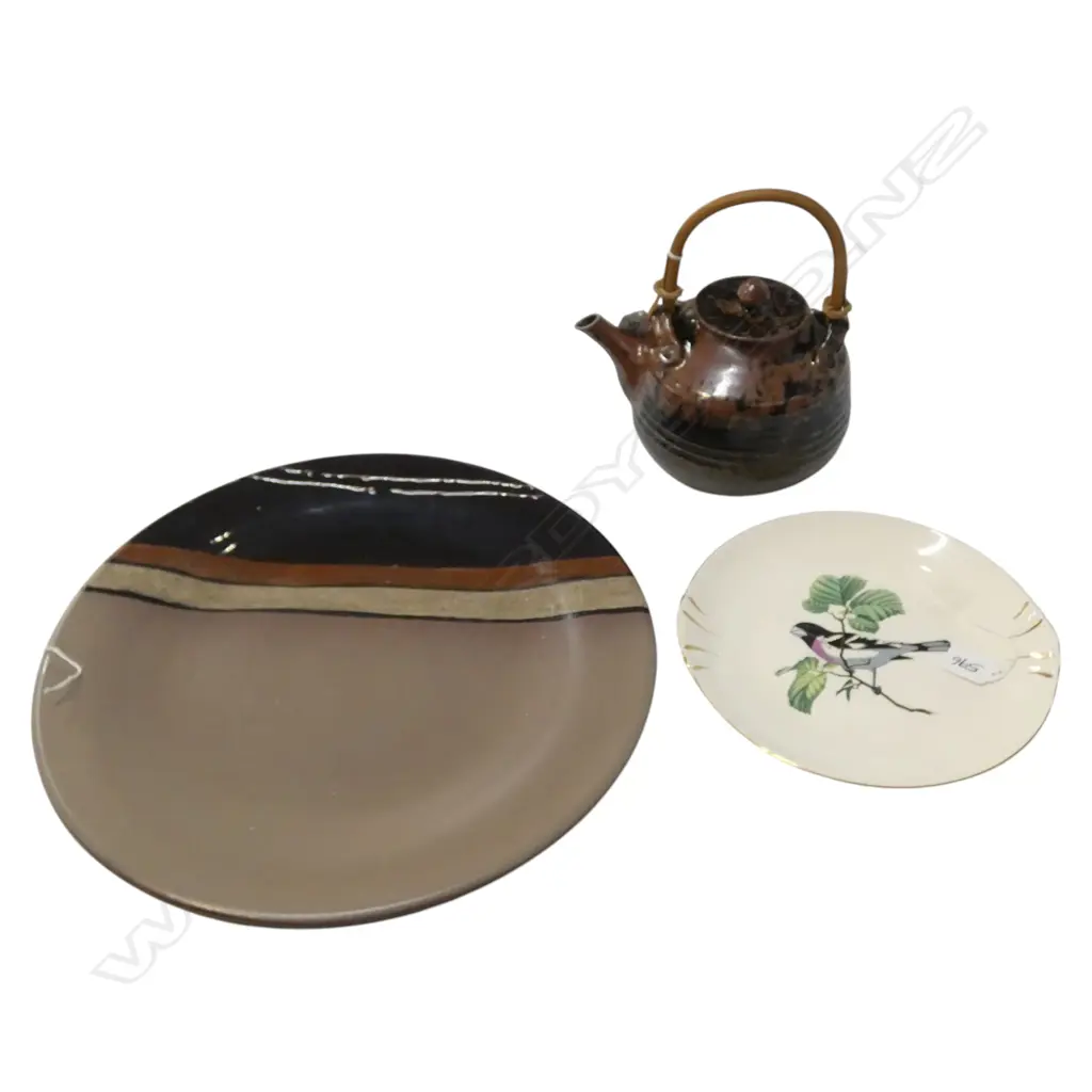 MORRISON JAMES PLATTER, Dia.400mm, CROWN LYNN PLATE, Dia.240mm & WAIMEA POTTERY TEAPOT (spout chip) Image 1++