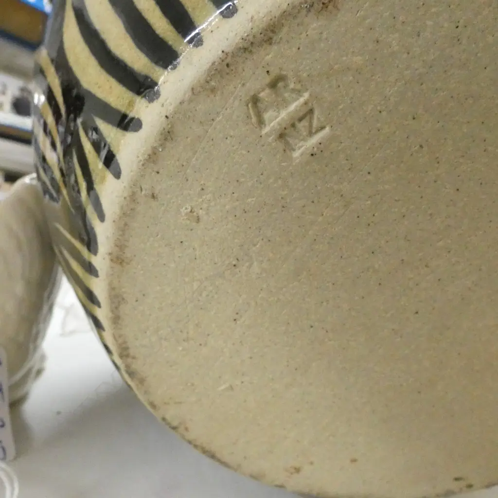 NZ STUDIO POTTERY  LIDDED JAR THE CARGO STUDIO H300 LID REPAIR  & CASEROLE NO LID H160MM Image 1++