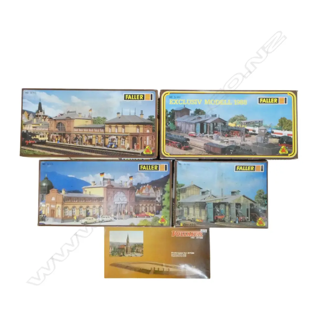 5 BOXED FALLER HO MODEL KITS Incl. EXCLUSIVE MODEL 1988 B-160 B-113 B-115 B-988 3738/9 Image 1++