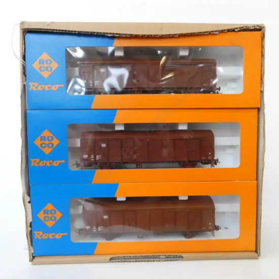 6 BOXED ROCO HO DB WAGONS 46410