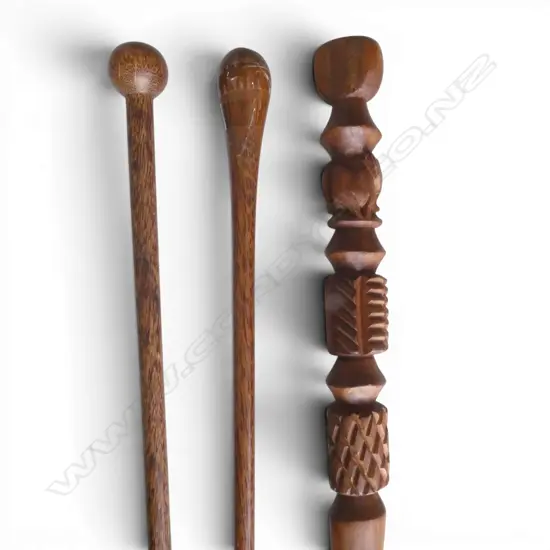 3 VINTAGE WOOD WALKINGSTICKS 1 CARVED L1070MM