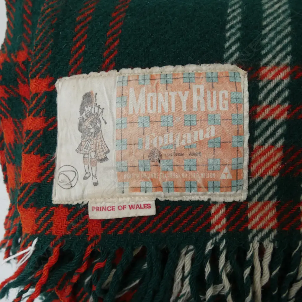 VINTAGE NZ RUG 'FONTANA MONTY RUG PRINCE of WALES' 1.55 X 2m. Image 1++