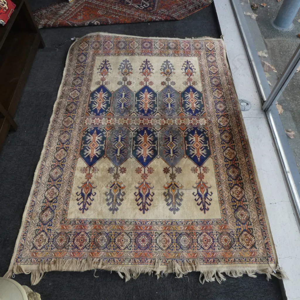 MACHINED RUG 1900x1370mm Image 1++