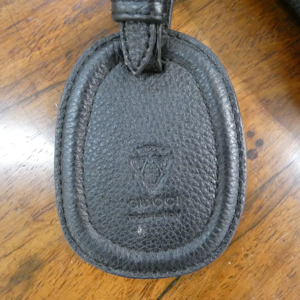 GUCCI BLACK LEATHER HAND BAG W.420mm Image 1++