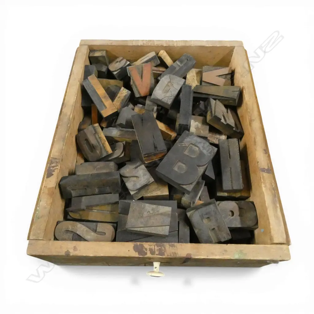 ASST. PRESS LETTERS & NUMBERS Image 1++