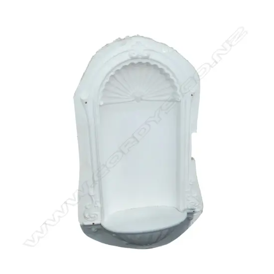 MOULDED PLASTER INSET WALL BRACKET H1160MM
