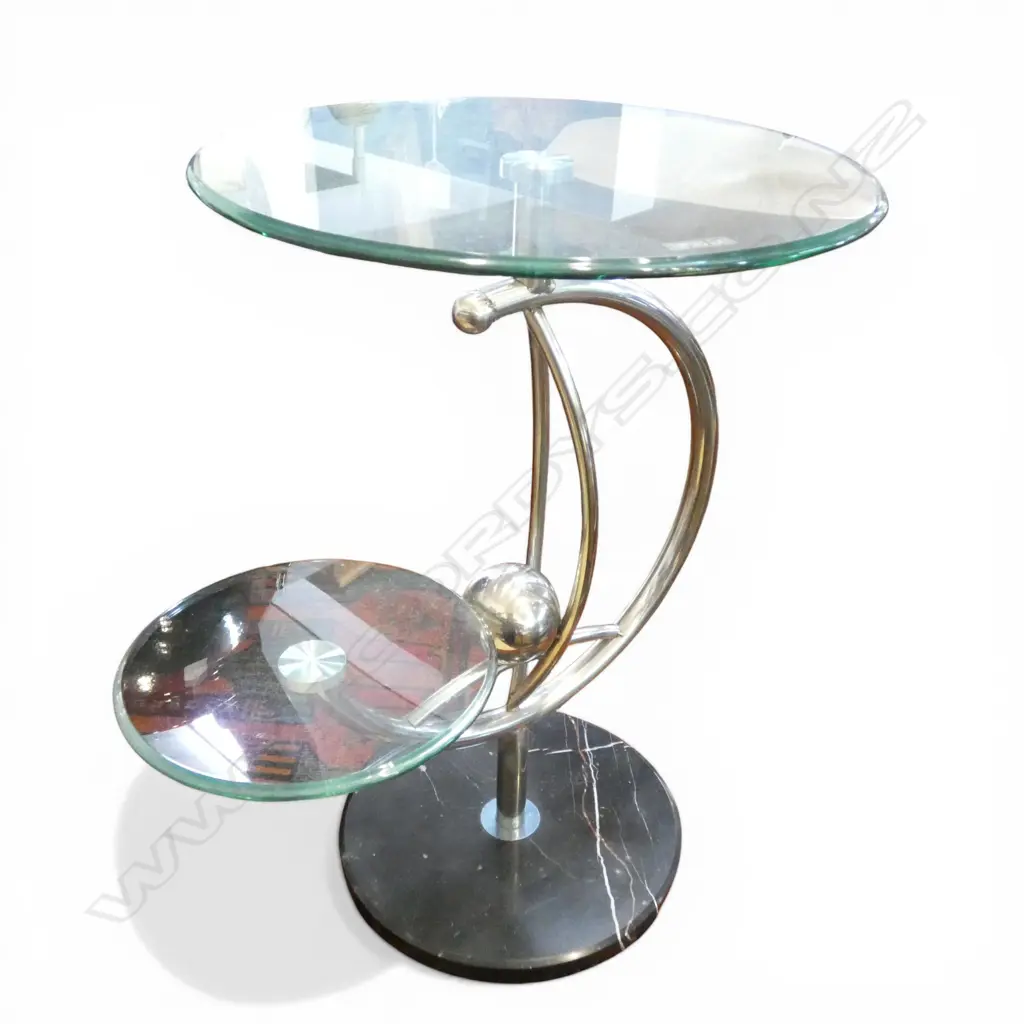 MODERN GLASS SIDE TABLE H.565mm Image 1++