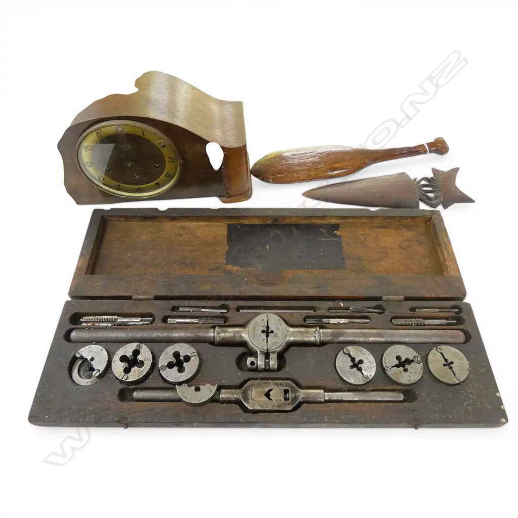 4 WOODEN ITEMS; MANTEL CLOCK, PATU L.420mm, WEAPON, TOOL KIT W.635mm Image 1++