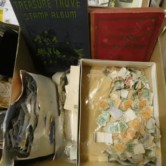 ASST. NZ & WORLD STAMPS INCLUDES NZ MINT DECIMAL + USED ON PAPER + ALBUMS ETC