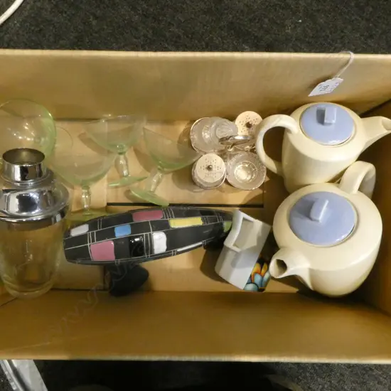 ASST VINTAGE INCL. ELLIS WALL VASE, 2 X POOLE JUGS (CHIPS TO SPOUT), COCKTAIL SHAKER + CHAMPAGNE SAUCERS, CRUET SET