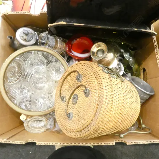 ASST. EPNS, 2 LAQUER TRAYS, FAMILLE ROSE TEAPOT AF ETC